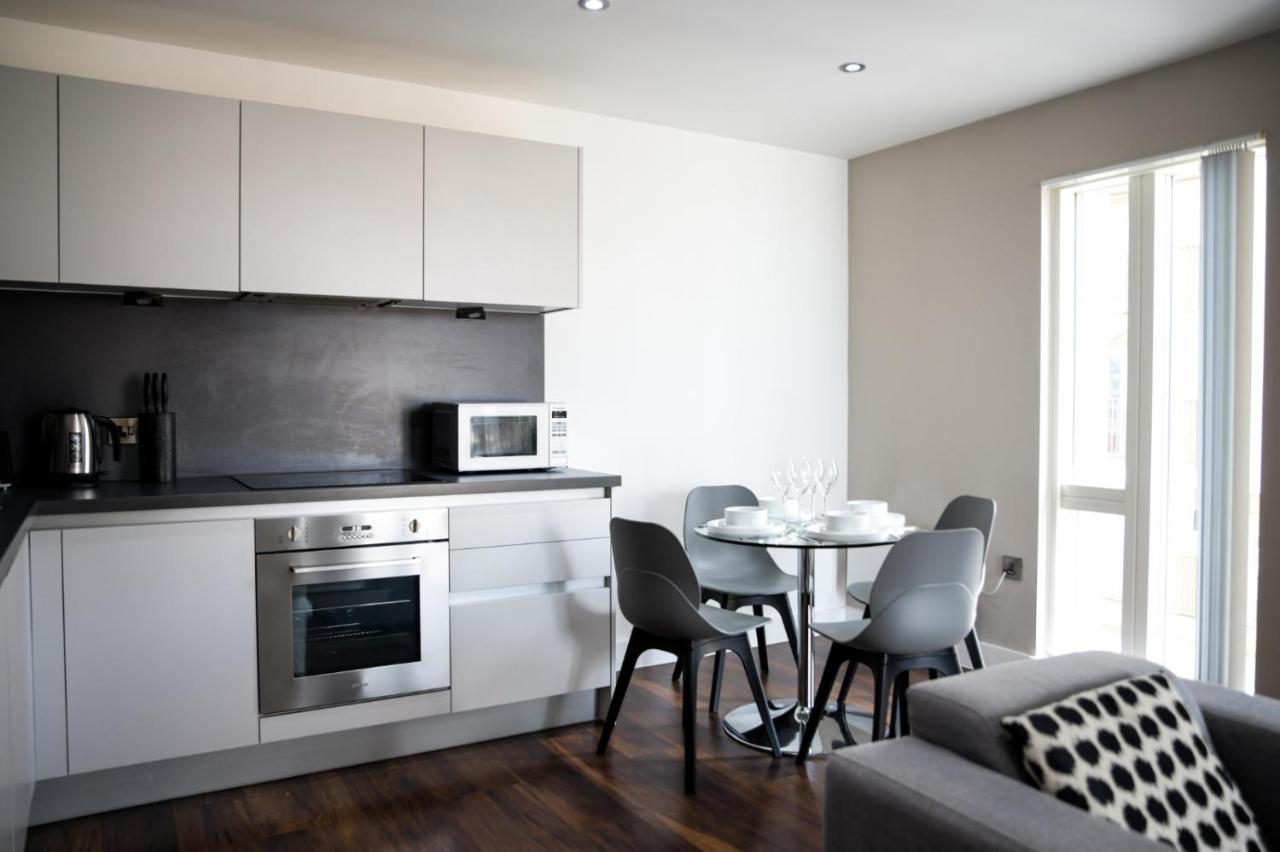 Onpoint Apartments - Spacious 2 Bedroom Apt - City Centre With Balcony Manchester Eksteriør billede