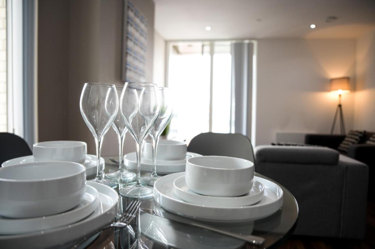 Onpoint Apartments - Spacious 2 Bedroom Apt - City Centre With Balcony Manchester Eksteriør billede