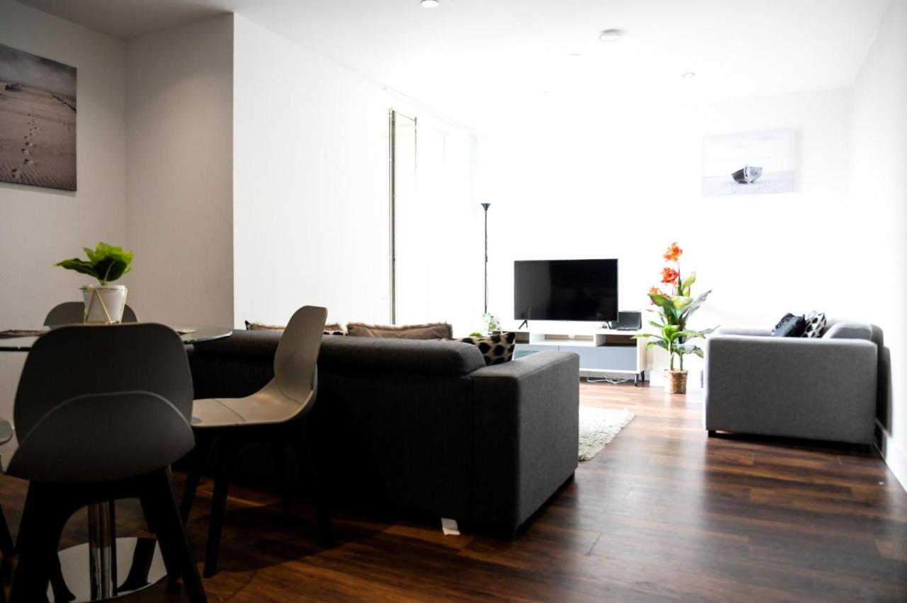 Onpoint Apartments - Spacious 2 Bedroom Apt - City Centre With Balcony Manchester Eksteriør billede