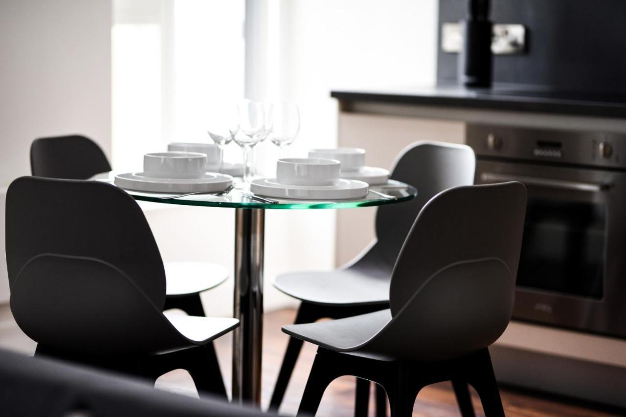 Onpoint Apartments - Spacious 2 Bedroom Apt - City Centre With Balcony Manchester Eksteriør billede