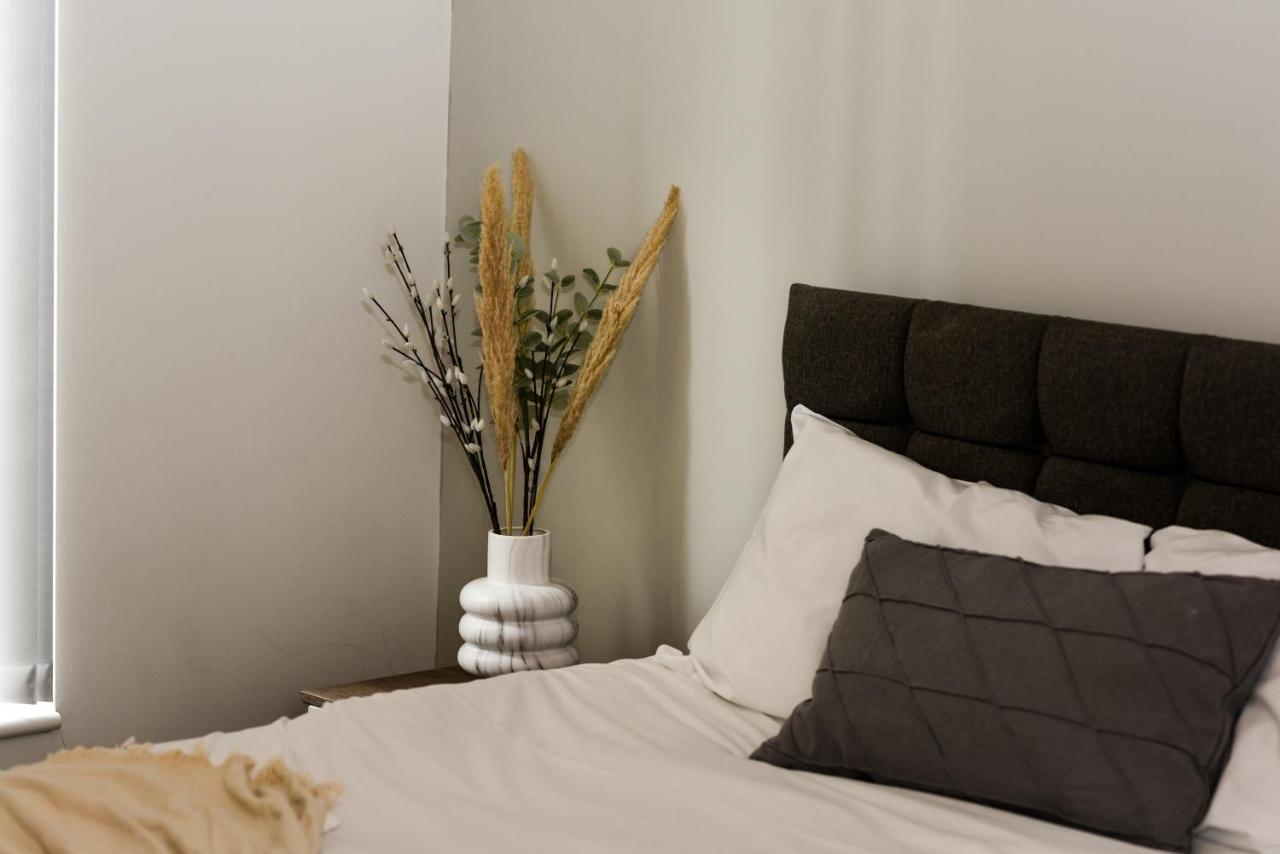 Onpoint Apartments - Spacious 2 Bedroom Apt - City Centre With Balcony Manchester Eksteriør billede