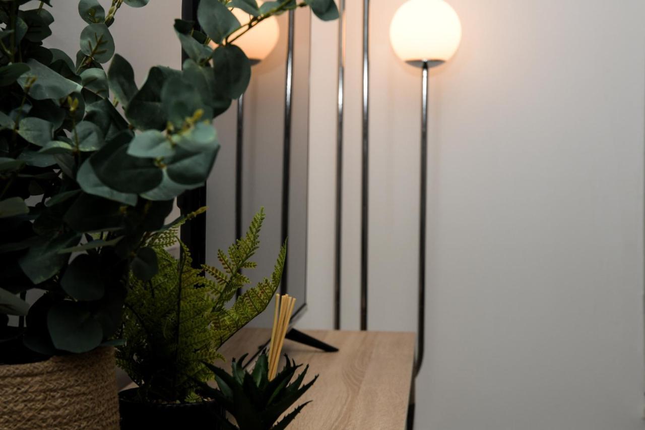 Onpoint Apartments - Spacious 2 Bedroom Apt - City Centre With Balcony Manchester Eksteriør billede